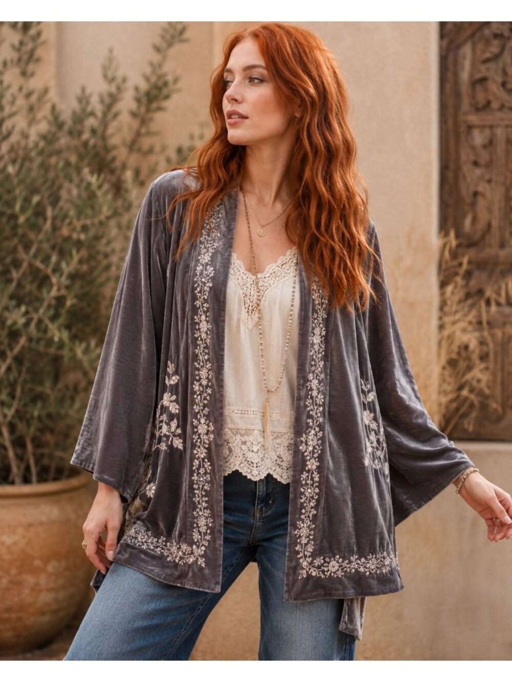 LaBellum by Hillary Scott Gray Velvet Embroidered Kimono Cardigan Size L Boho Fe